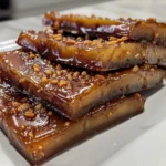 Mouthwatering Samoa Caramel Apple Slices